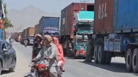 Atac asupra unui autobuz școlar, în Pakistan. Trei copii şi doi adulţi au murit