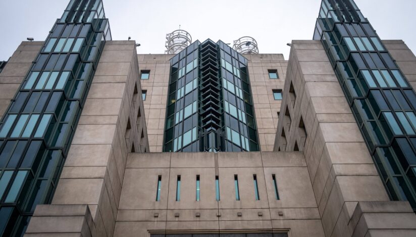 Bunicul viitoarei șefe a MI6, serviciul de informații externe britanic, a fost spion nazist, relatează presa