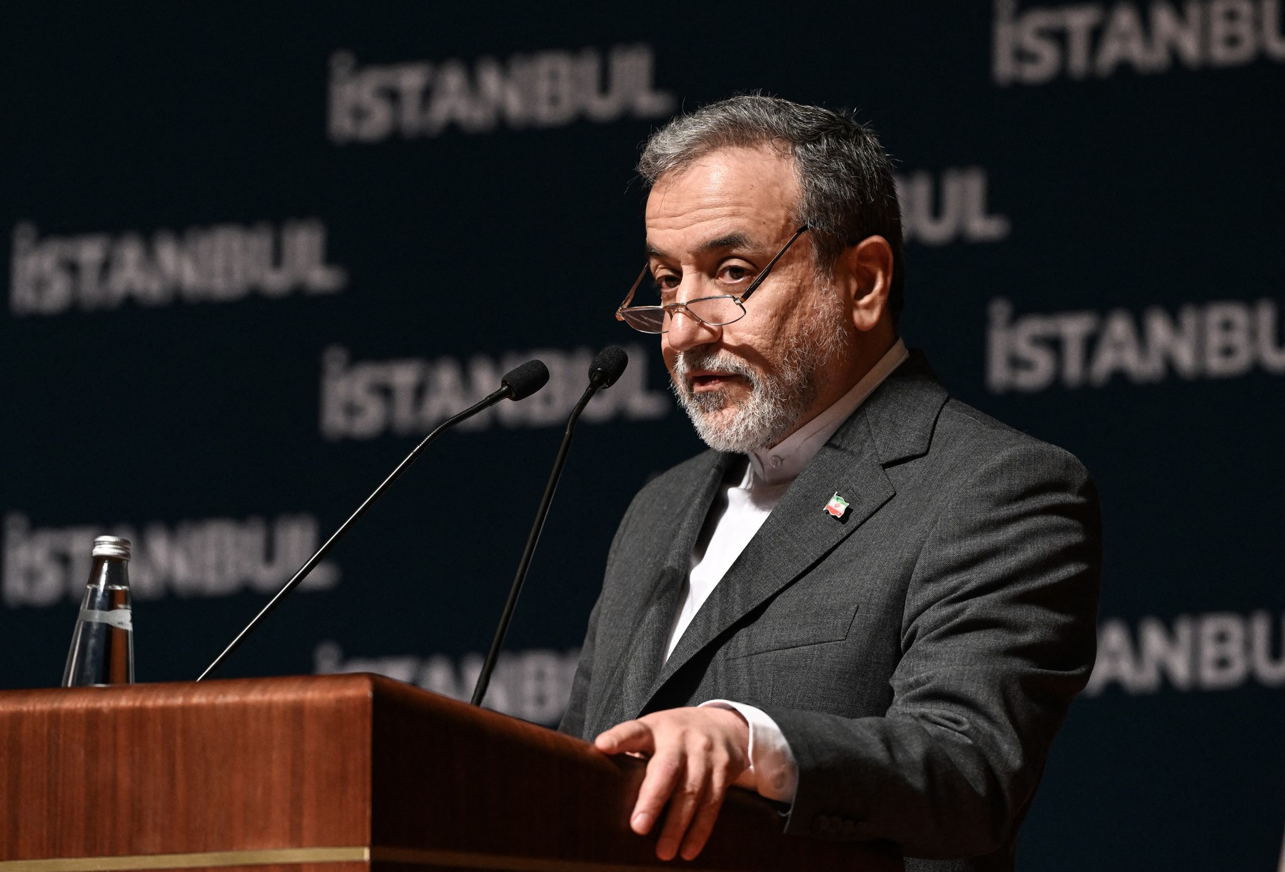 Şeful diplomaţiei iraniene părăseşte Islamabadul cu destinaţia Moscova