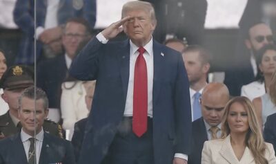 Trump la parada militara / captura video