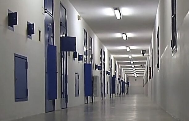 Închisoarea La Dogaia, Prato / captura video