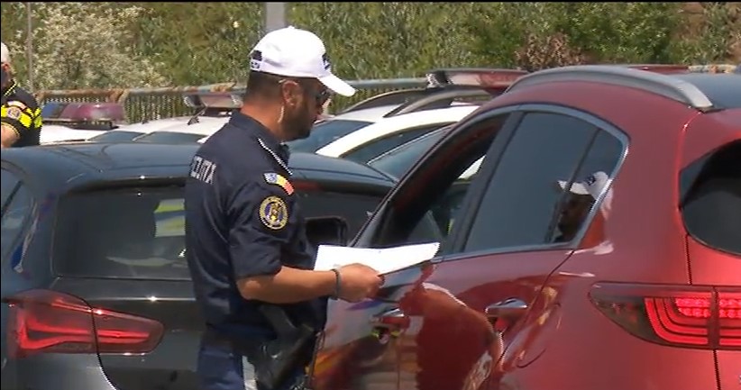 Șoferii vor plăti mai mult pentru roviniete, de la 1 septembrie. Amenzile pentru neplata taxei de drum se vor dubla
