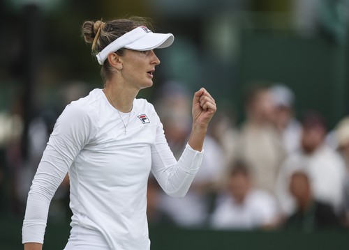 Irina Begu, revenire spectaculoasă și victorie în primul meci la Wimbledon, 7-6(6), 1-6, 6-3 cu slovena Kaja Juvan