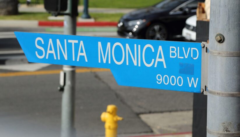 Cel puţin 28 de răniți după ce un vehicul a intrat în mulțime în Los Angeles