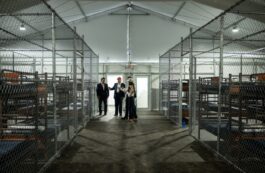Un judecător federal a ordonat închiderea centrului de detenție pentru migranți ”Alligator Alcatraz” din Florida. Decizia, salutată de activiștii de mediu