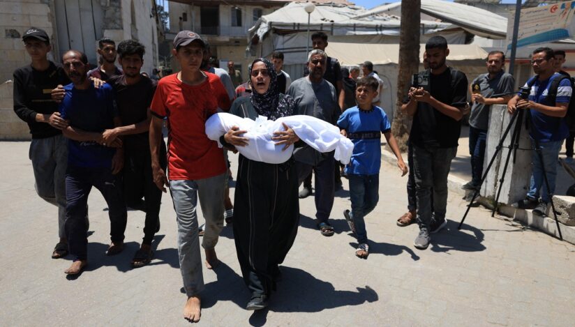 Mai mulți palestinieni, inclusiv șase copii, uciși într-un atac aerian israelian în timp ce așteptau să-și umple recipientele cu apă