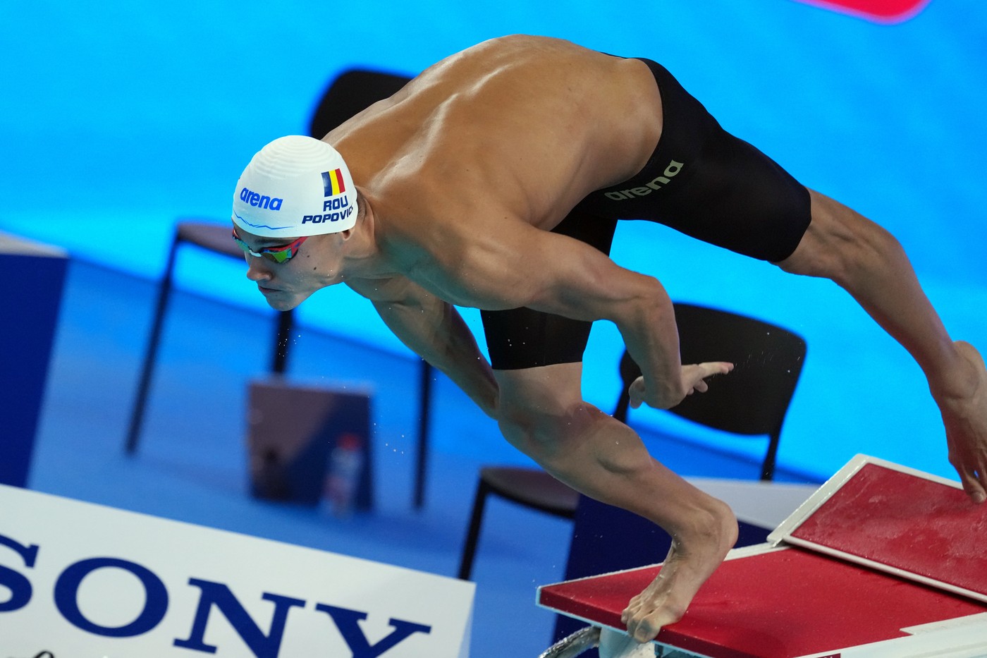David Popovici s-a calificat în finala de 100 de metri liber, la Mondialele de Natație! Campionul olimpic Pan Zhanle nu a prins finala!
