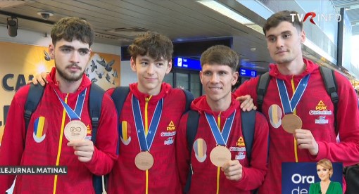 Medaliații cu bronz la Mondialele de Scrimă s-au întors acasă. Mihai Covaliu: Avem echipă de viitor, cred că se poate califica la Jocurile Olimpice