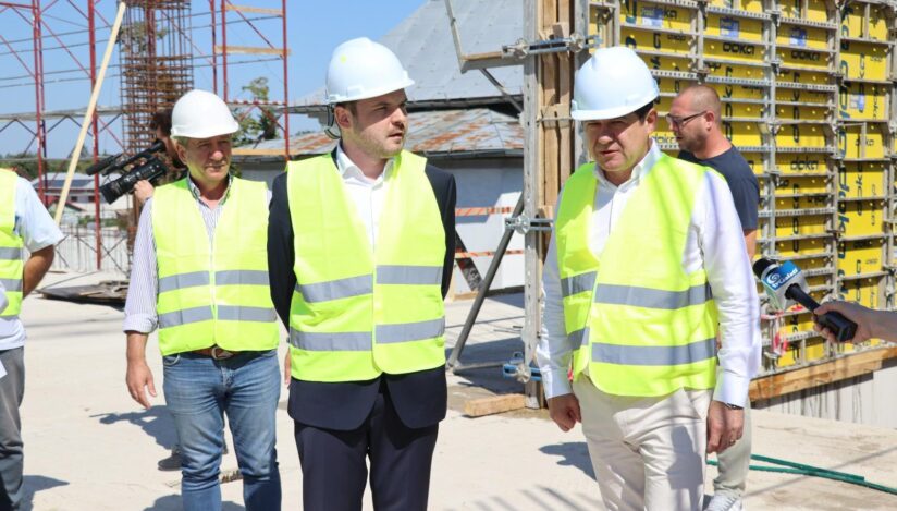 Ministrul Sănătăţii, vizită pe şantierul noului spital de la Tecuci, „un spital modern, construit după cele mai înalte standarde medicale”