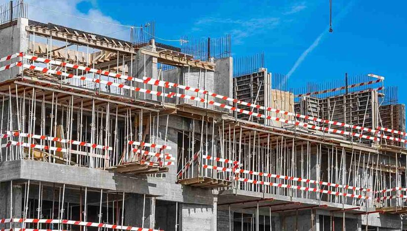 Clădire în construcție / Pixabay
