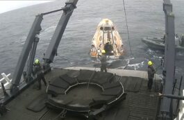 Revenire capsula Dragon / captura video