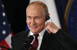 FT: Întâlnire volatilă la Casa Albă. Președintele SUA i-ar fi cerut lui Zelenski acceptarea termenilor lui Putin. Trump: Nu am discutat despre cedarea Donbas Rusiei