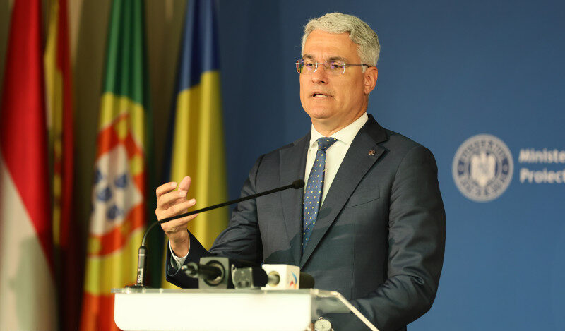 Ministrul Dragoș Pîslaru: UE este încântată de actualul guvern şi de fermitatea pe care o avem, de măsurile „nepopulare”