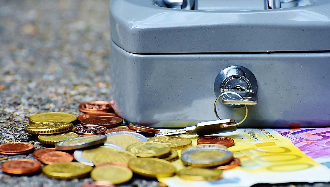 Datoriile firmelor private către statul român au ajuns la peste 77 de miliarde de lei. București, campion la restanțe