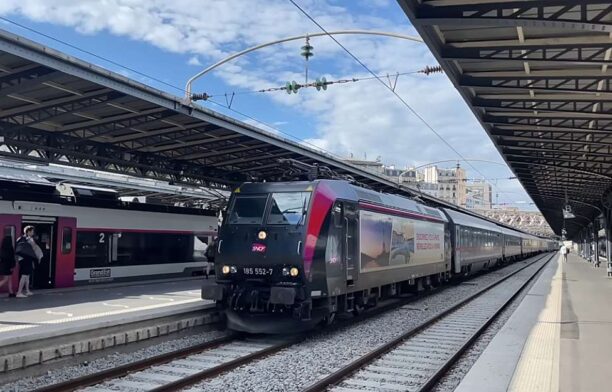 Trenul de noapte între Viena şi Paris / captura video