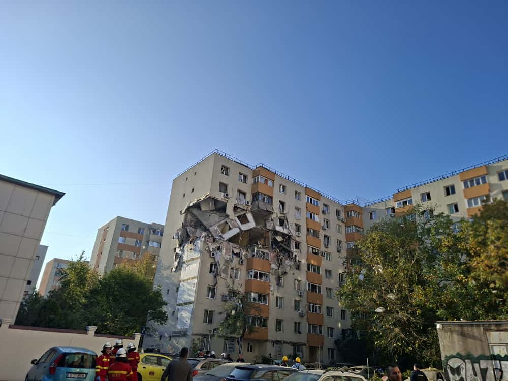 „Nu încercați să interveniți pe cont propriu și nu împiedicați echipele de intervenție”. Recomandări pentru cetățeni, în cazul exploziei produse în blocul din sectorul 5 al Capitalei