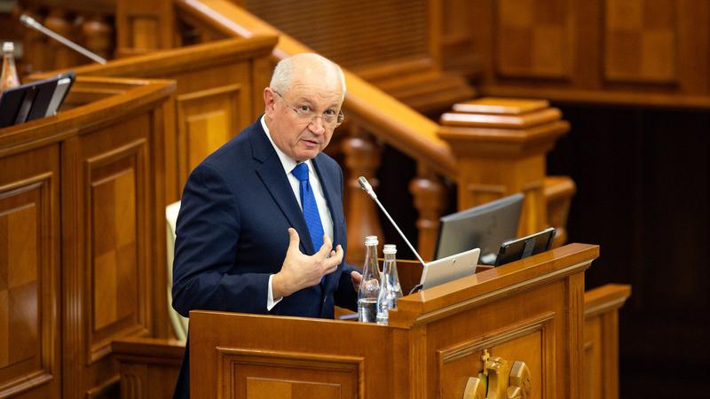 Premierul Republicii Moldova a discutat cu comisarul european pentru extindere despre reforme şi sprijinul UE: ”Obiectivul e să finalizăm negocierile şi să semnăm Tratatul de Aderare în 2028”