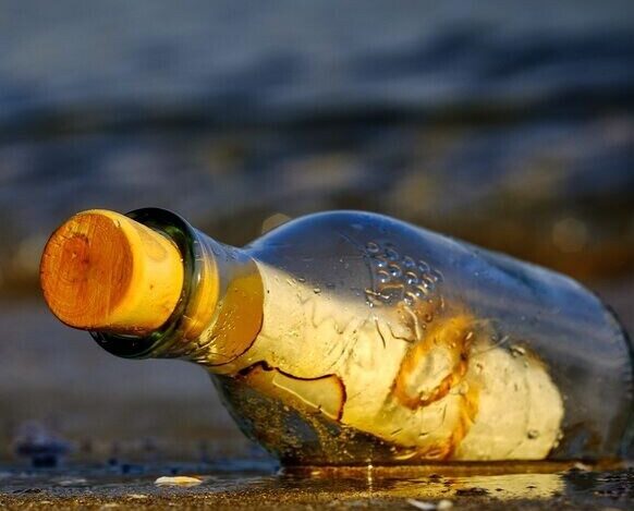 Mesaje într-o sticlă de la soldații din Primul Război Mondial, găsite pe coasta Australiei