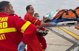 Primele cărți de identitate eliberate pentru locatarii din blocul afectat de explozie care și-au pierdut documentele