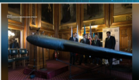 Ministrul polonez de Externe a adus o dronă rusească în Parlamentul britanic. Europa trebuie să se pregătească pentru posibilitatea ca Rusia să lanseze atacuri în teritoriul său