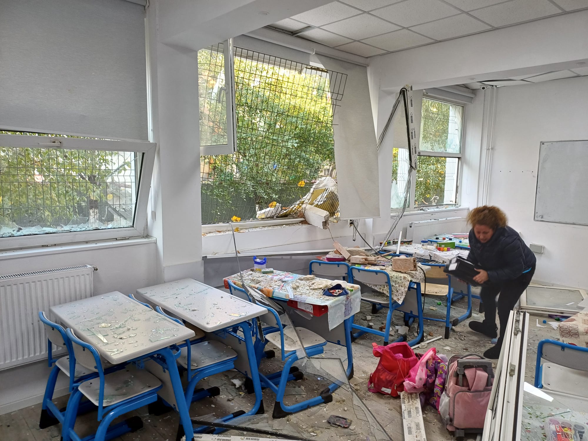 Persoanele afectate de explozia din cartierul Rahova vor fi cazate la Colegiul Economic Viilor