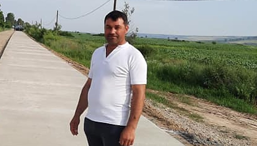 Primar reţinut pentru 24 de ore, după ce ar fi bătut doi minori