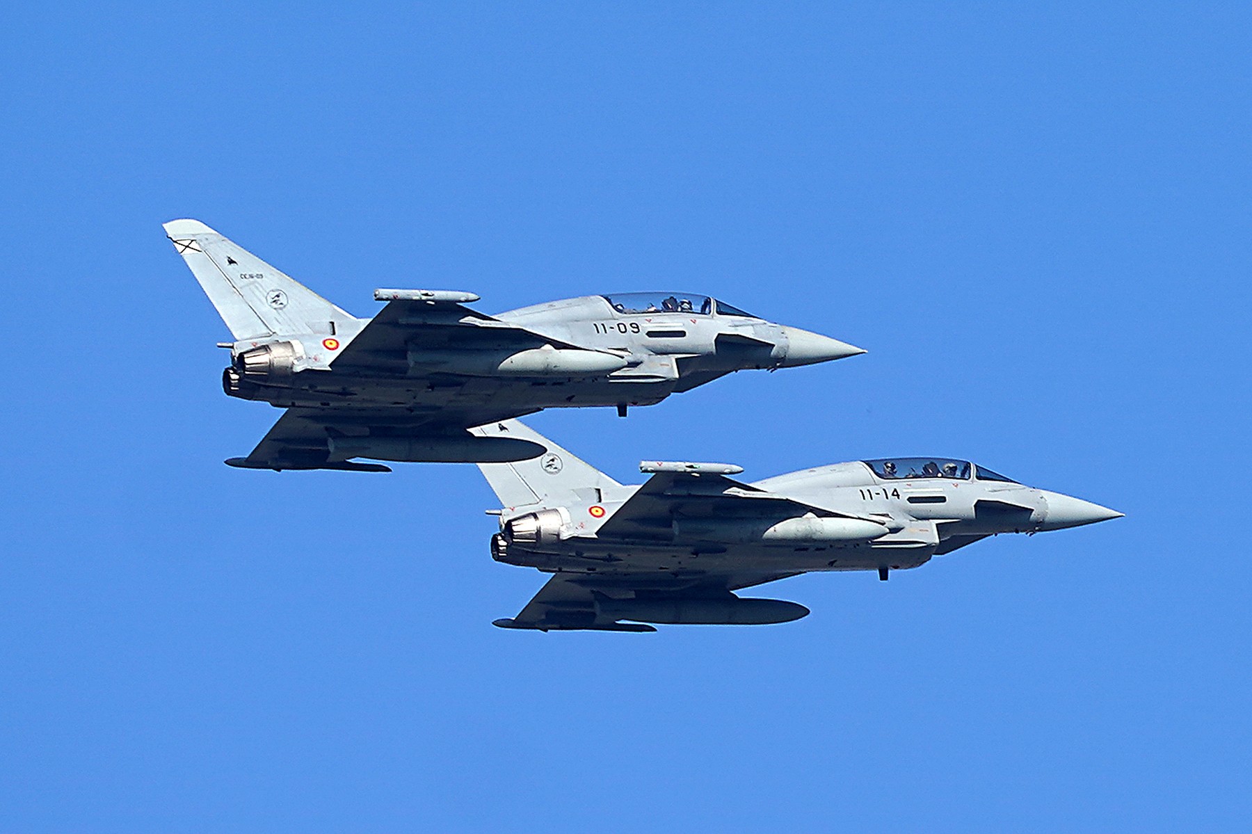 MApN explică de ce cele două avioane Eurofighter Typhoon ridicate de la sol n-au putut trage în drona căzută în Galați