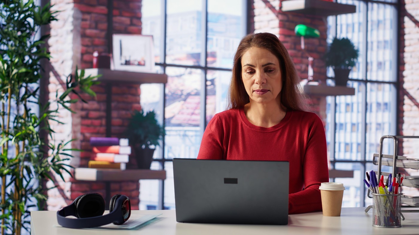 Criză combustibili/ Malaezia implementează o “politică de telemuncă” pentru economisirea energiei