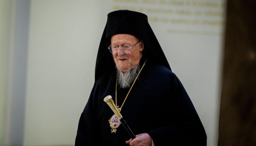 Patriarhul Ecumenic, Bartolomeu I, a fost decorat de preşedintele României cu cea mai înaltă distincție a statului. Patriarhia Română, distinsă cu Ordinul „Meritul Cultural” în grad de Mare Ofițer