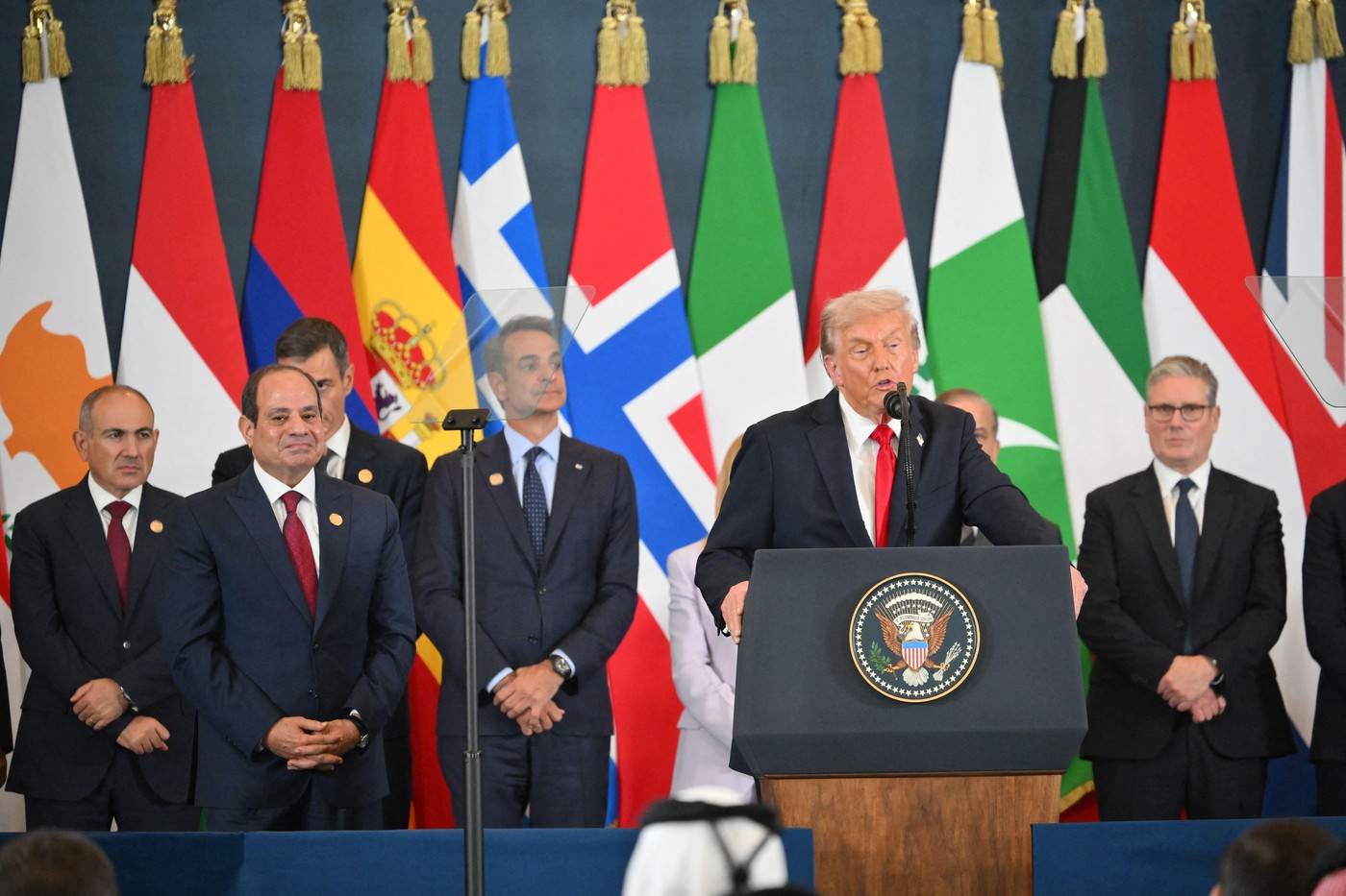 Donald Trump, în Egipt: Este o zi extraordinară pentru lume, este o zi extraordinară pentru Orientul Mijlociu.  A durat 3 000 de ani să ajungem în acest moment și va rezista