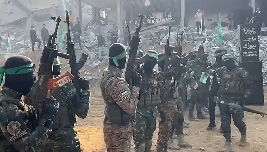 Hamas execută în stradă presupuși colaboratori cu Israelul