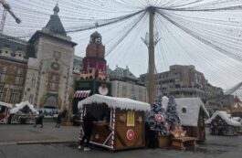 Start oficial pentru sezonul de iarnă: marile metropole își împodobesc brazii și deschid târgurile de Crăciun