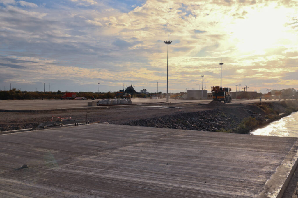 Un oraș din România va avea din nou port la Dunăre și Marea Neagră. Bani mai mulți la buget și sute de locuri de muncă