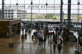 Noi incidente cu drone neidentificate în spațiul aerian european. Traficul aerian, suspendat pe mai multe aeroporturi