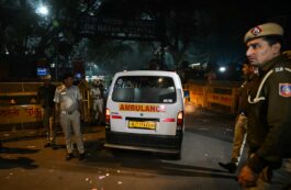 Cel puțin 12 morți și peste 20 de răniți în urma unui atentat sinucigaș cu bombă, în fața unui tribunal din Pakistan