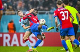 Ultrașii Feyenoord Rotterdam au distrus un apartament din Capitală și au lăsat munți de gunoaie pe bulevarde