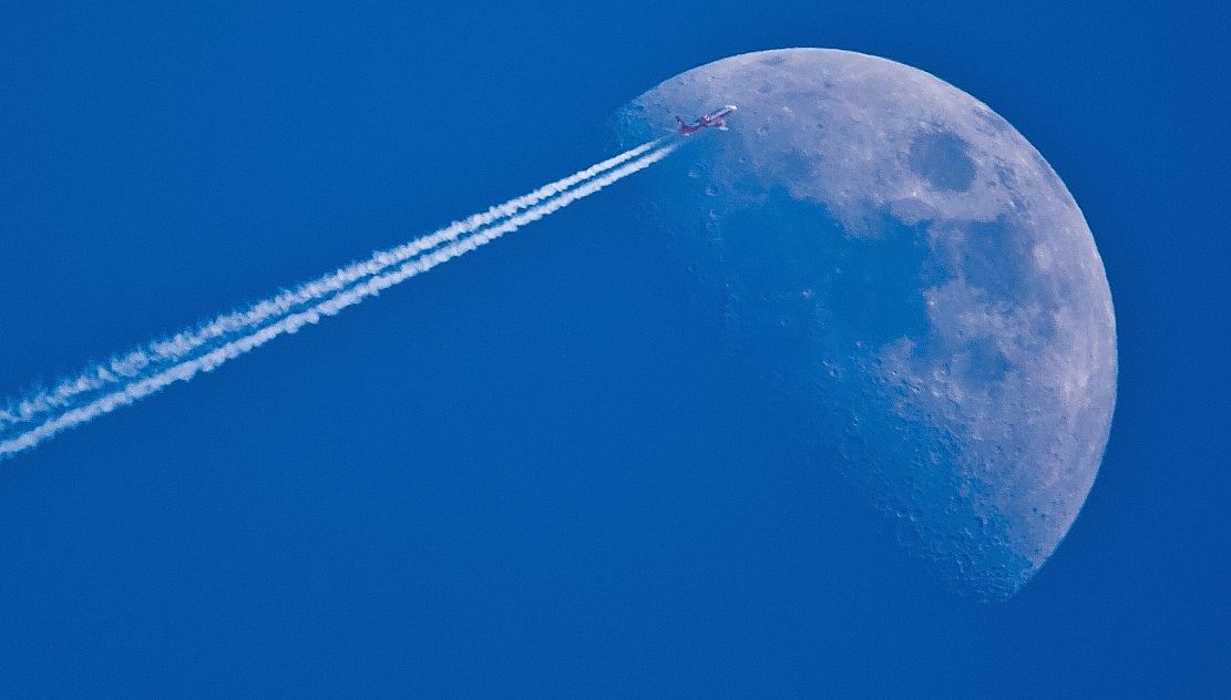 Rusia intenţionează să construiască o centrală nucleară pe Lună în decurs de un deceniu