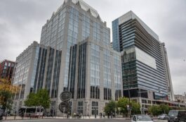 Medvedev: Confiscarea de către UE a activelor ruse îngheţate ar fi echivalentă cu un act ce justifică războiul