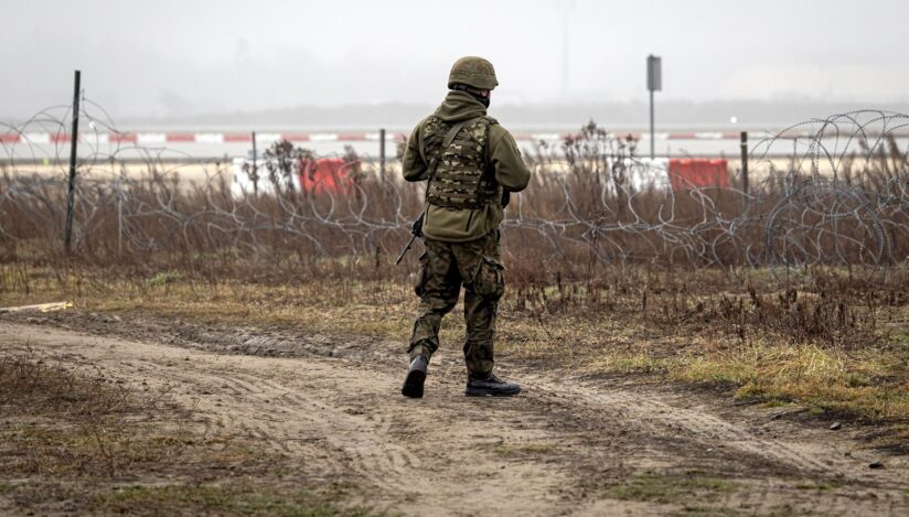 Polonia pregătește fortificații anti-drone în valoare de 2 miliarde de euro de-a lungul frontierei sale estice, în contextul amenințării ruse