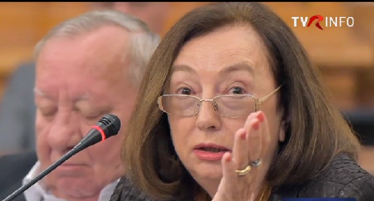 Polițiștii au făcut percheziții la locuința Rodicăi Stănoiu, fost ministru al Justiției, la o săptămână după exhumarea acesteia