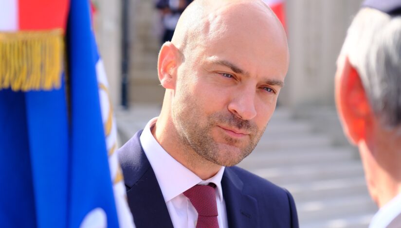 Civilizaţia europeană nu va dispărea, însă organizarea politică europeană este în pericol, atenţionează şeful diplomaţiei franceze