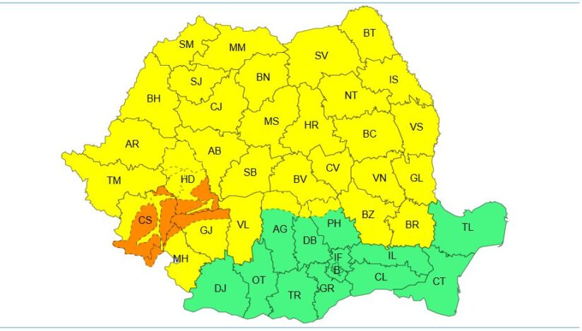 Cod galben de ploi, lapoviţă şi ninsori în mare parte de ţară, până marți dimineaţă