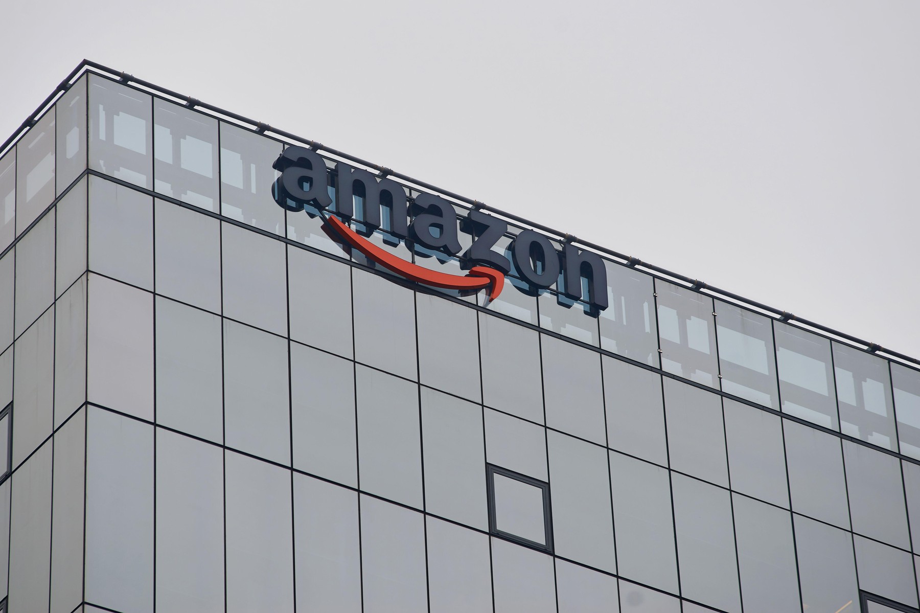 Amazon cumpără Globalstar pentru 11,57 miliarde de dolari pentru a concura cu Starlink-compania lui Elon Musk