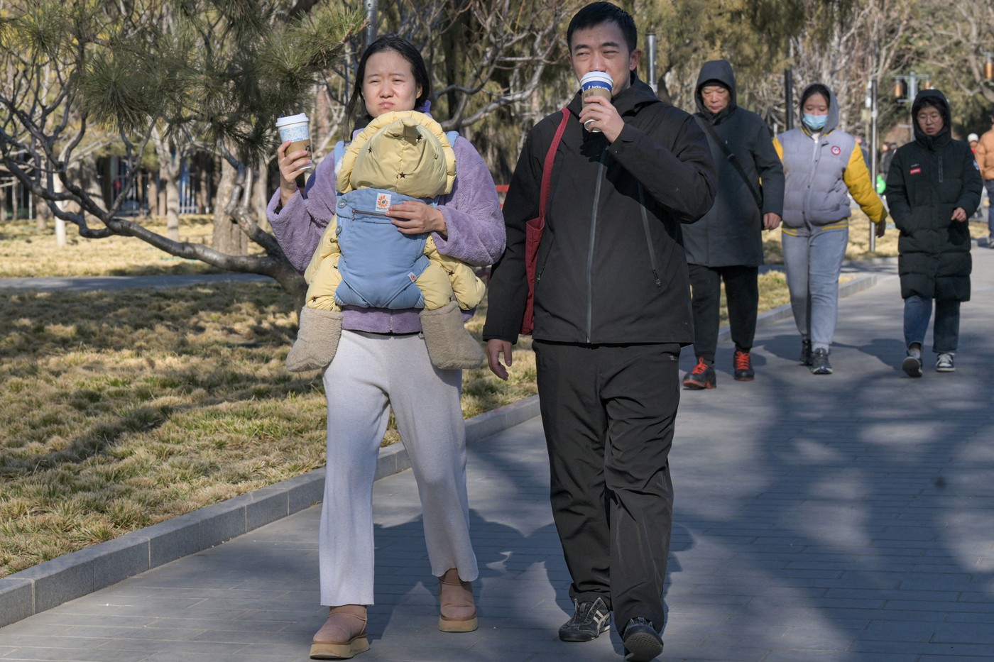 Populația Chinei scade pentru al patrulea an consecutiv. Cea mai mică rată a natalității din 1949 - tvrinfo.ro