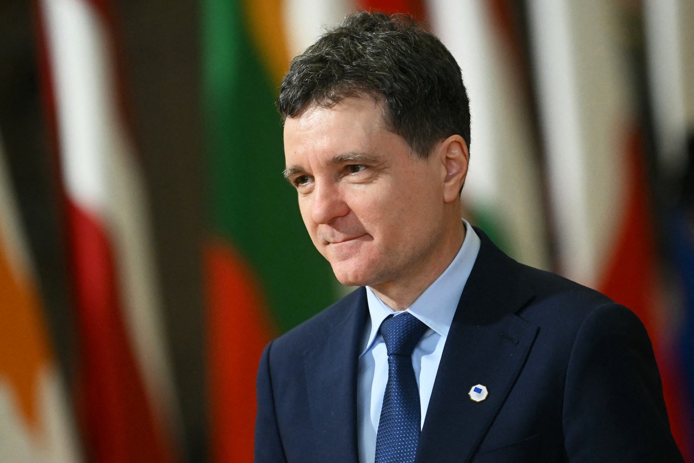 Nicuşor Dan, înaintea reuniunii informale a Consiliului European: Preţul energiei, obiectivul României. Tranziția la energia verde, cât mai lentă