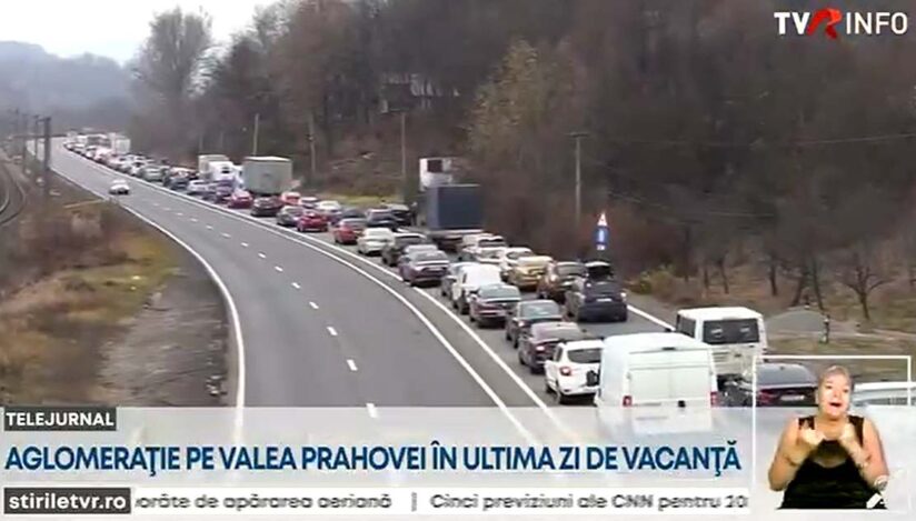 Infotrafic: Aglomeraţie pe DN 1 spre Bucureşti; se circulă în coloană la Predeal, Azuga şi Buşteni