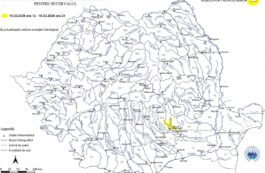 Probleme pe șosele. Drumarii au intervenit pe mai multe tronsoane din județele aflate sub cod galben de precipitații