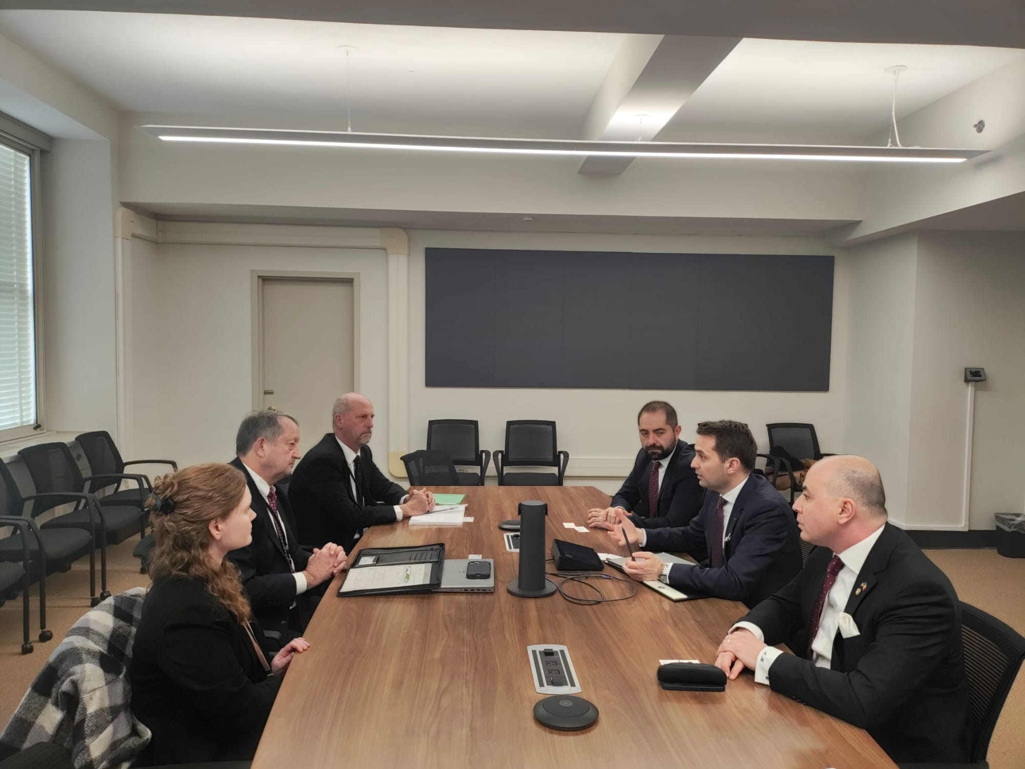 Radu Burnete: America are nevoie de aliați cu economii reziliente la presiuni geopolitice. România este unul dintre ei