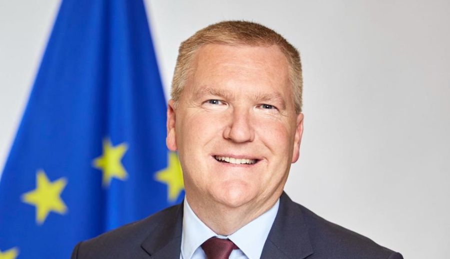 Michael McGrath, comisarul european pentru democrație, justiție, stat de drept și protecția consumatorilor, vine joi la București