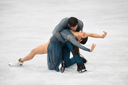 Laurence Fournier Baudry şi Guillaume Cizeron, campioni olimpici la dans pe gheaţă